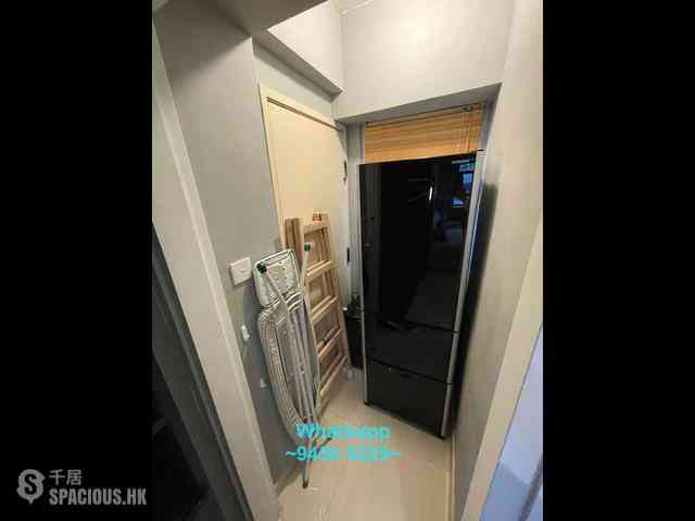 Sheung Wan - Shun Loong Building 20
