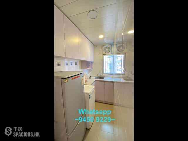 Sai Ying Pun - Sing Fai Building 03