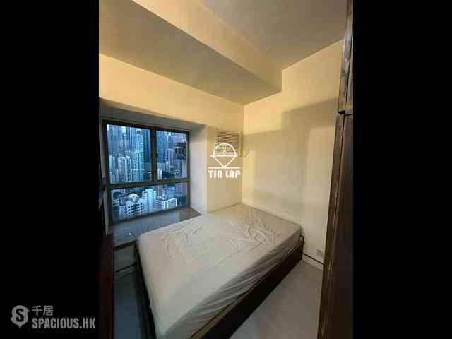 Sheung Wan - Queen's Terrace 05