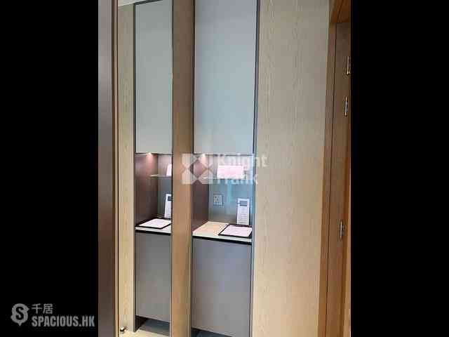 Sai Ying Pun - Upper Manor 03