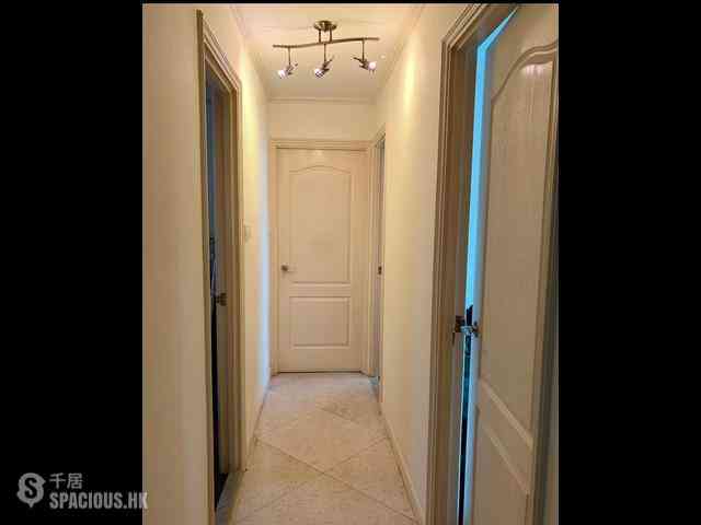 North Point - Island Place 13