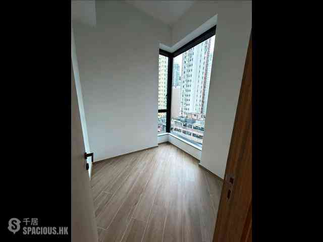 Kennedy Town - Kennedy Bay 07