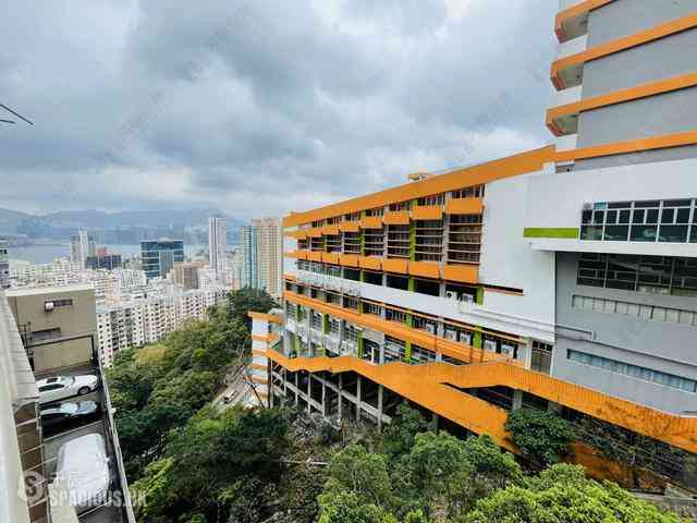 Braemar Hill - Summit Court Block D 01