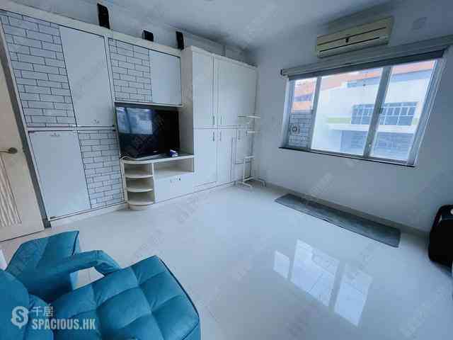 Braemar Hill - Summit Court Block D 06