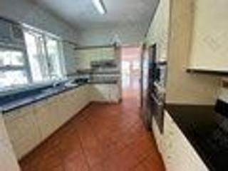 Mid Levels Central - Pearl Gardens Block AB 10