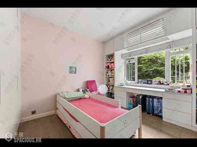 Mid Levels Central - Pearl Gardens Block EF 15