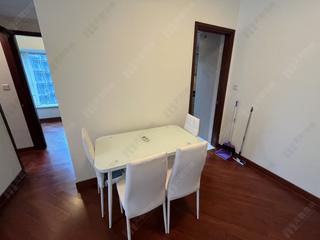 Wan Chai - The Avenue Phase 1 Block 5 07