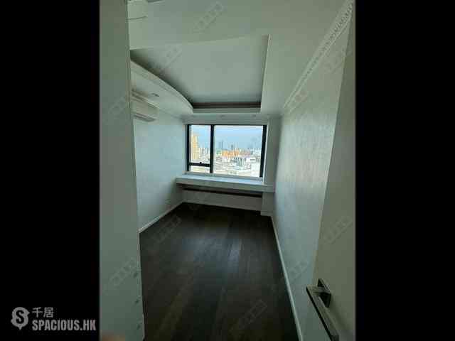 Yau Ma Tei - The Regalia Block 3 04