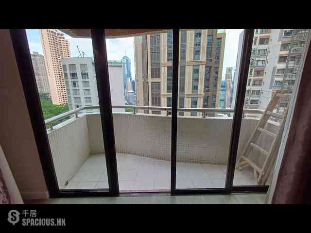 Mid Levels Central - Wilshire Park 03