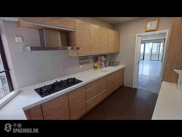 Mid Levels Central - Wilshire Park 13