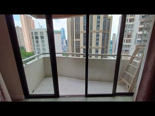 Mid Levels Central - Wilshire Park 03
