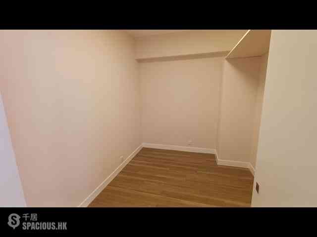 Mid Levels Central - Wilshire Park 19