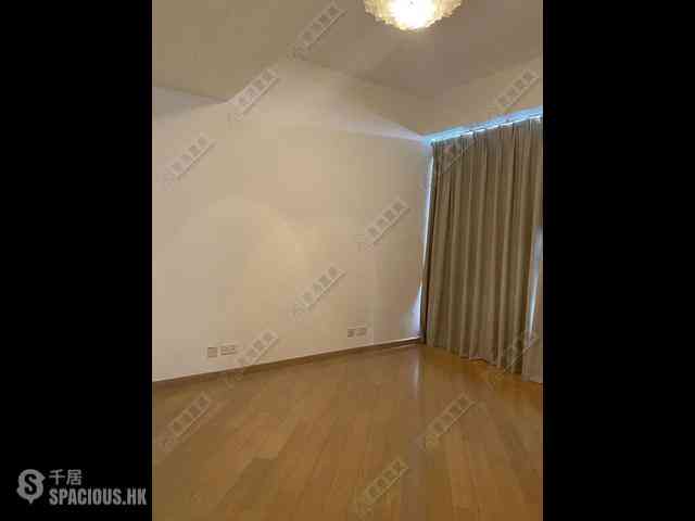 West Kowloon - The Cullinan (Tower 21 Zone 2 Luna Sky) 10