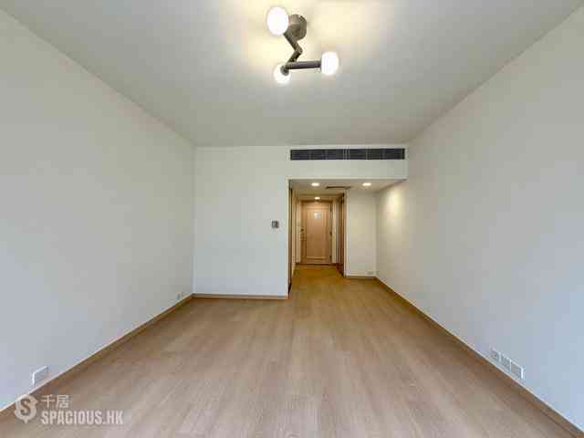 Wan Chai - Convention Plaza Apartments 02