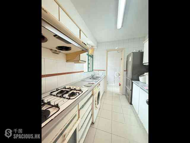 Mid Levels Central - Robinson Place 07