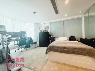 Clear Water Bay - Royal Castle 35