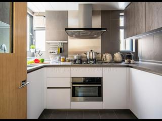 Happy Valley - Eaton Residences (Village Road) 05