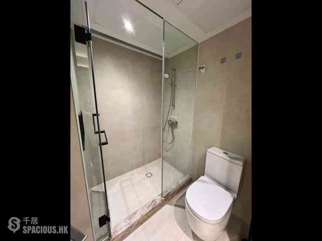 Wan Chai - Convention Plaza Apartments 05