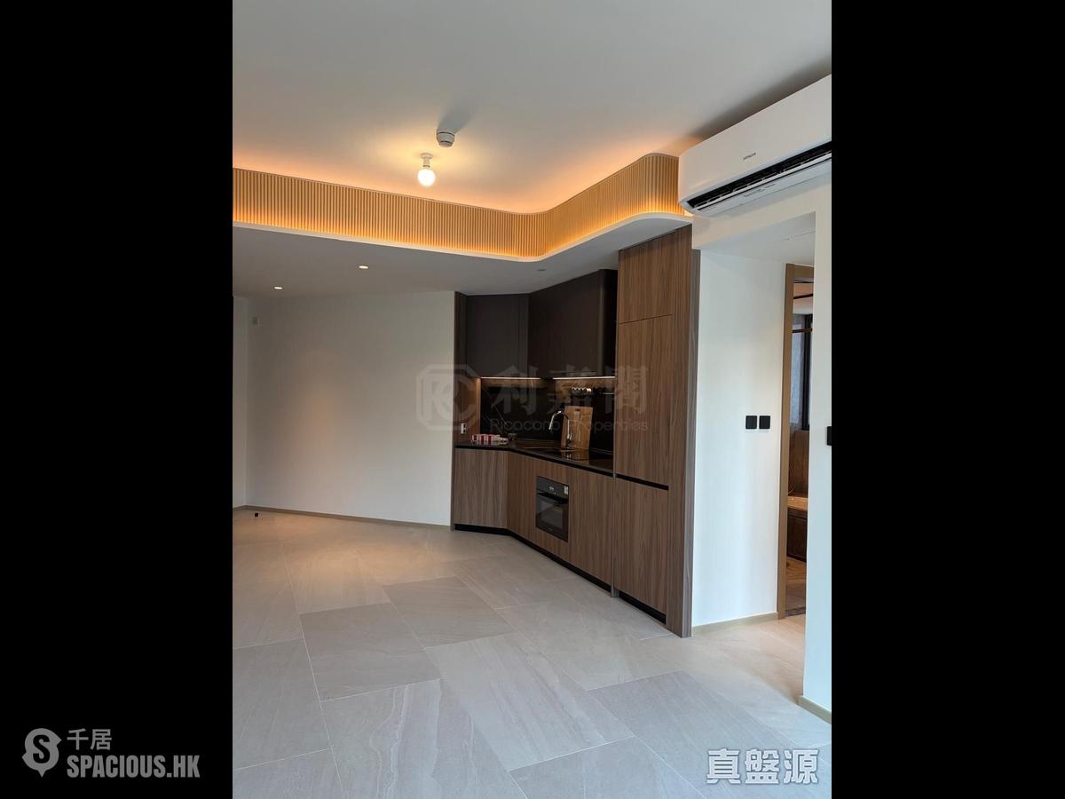 Siu Sai Wan - The Headland Residences Phase 1 01