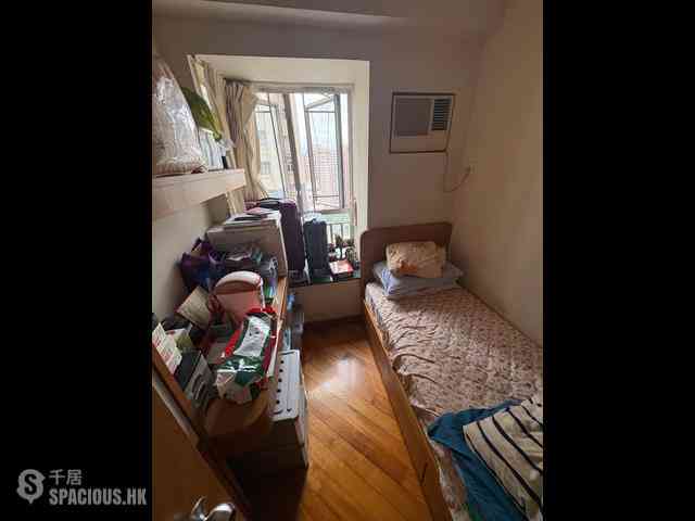 Sai Ying Pun - Lai King Court 05
