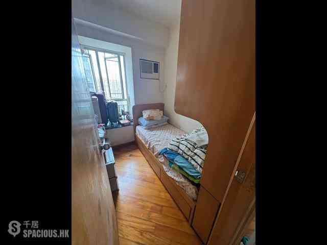 Sai Ying Pun - Lai King Court 06