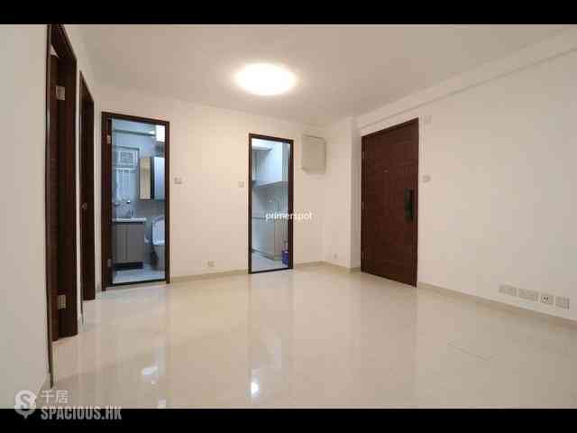 Wan Chai - Rialto Building 04