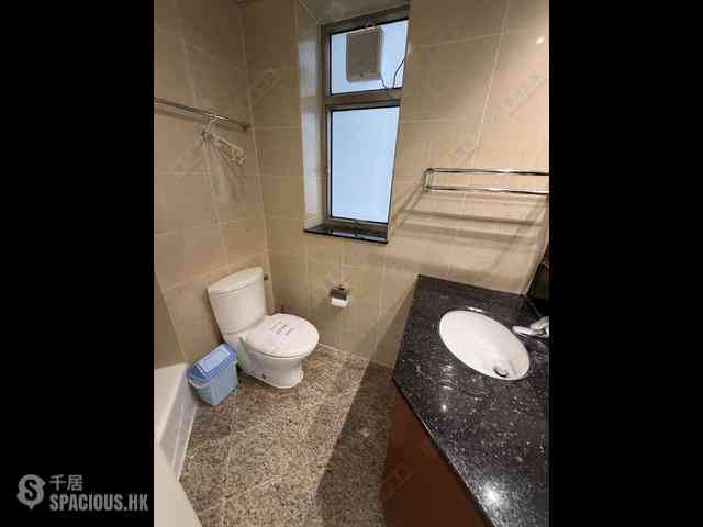 West Kowloon - Sorrento Phase 1 Block 6 08