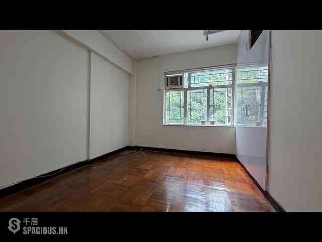 Mid Levels Central - Merry Court 06