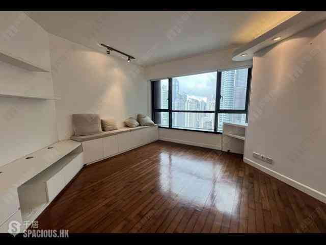 Mid Levels West - 80 Robinson Road 01