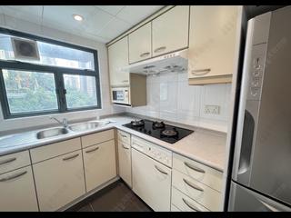 Mid Levels West - 80 Robinson Road 04