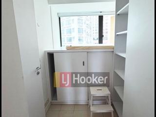 Mid Levels Central - 11, Macdonnell Road 04