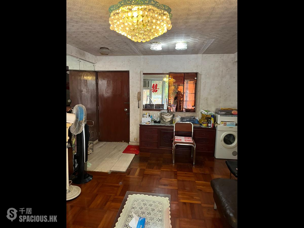 Wan Chai - Phoenix Court 01