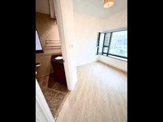 West Kowloon - Sorrento Phase 1 Block 6 10