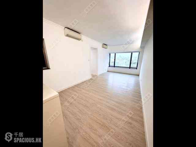 West Kowloon - Sorrento Phase 1 Block 6 01