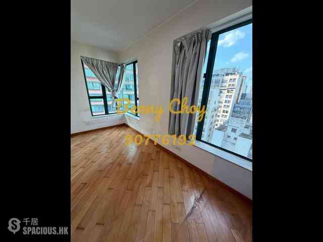 Sheung Wan - Medal Court 01