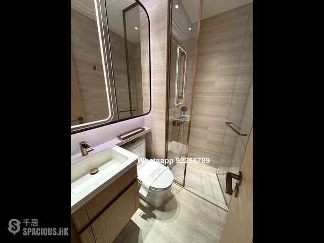 Sai Ying Pun - Upper Manor 09