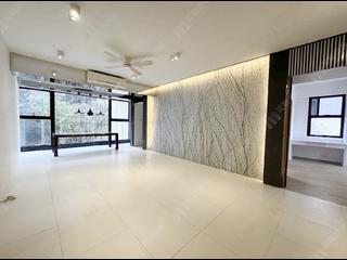 Mid Levels West - Peace Court 02