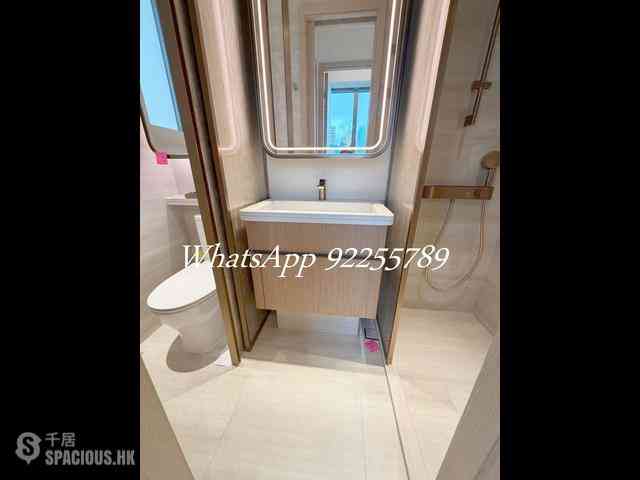 Sai Ying Pun - Upper Manor 07