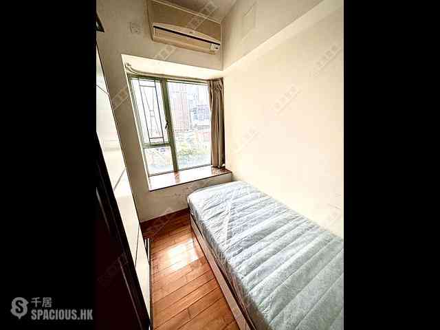 Tsim Sha Tsui - The Victoria Towers Tower 3 06