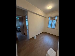 Sai Ying Pun - Golden Phoenix Court 04