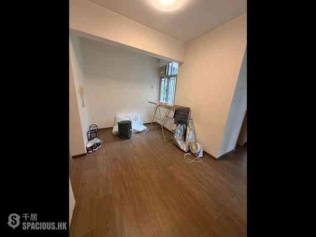 Sai Ying Pun - Golden Phoenix Court 05