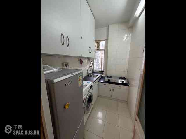 Sai Ying Pun - Golden Phoenix Court 06