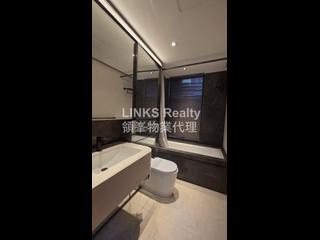 Mid Levels Central - Arezzo 11
