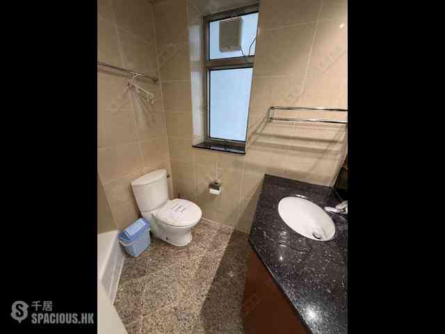 Tsim Sha Tsui - The Victoria Towers 05