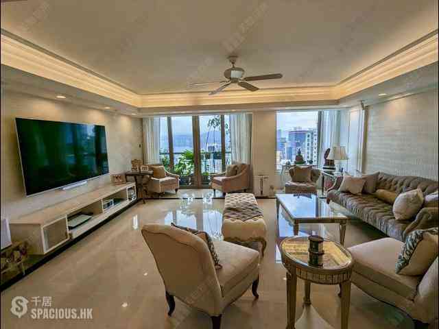 Mid Levels West - Hong Kong Garden 02