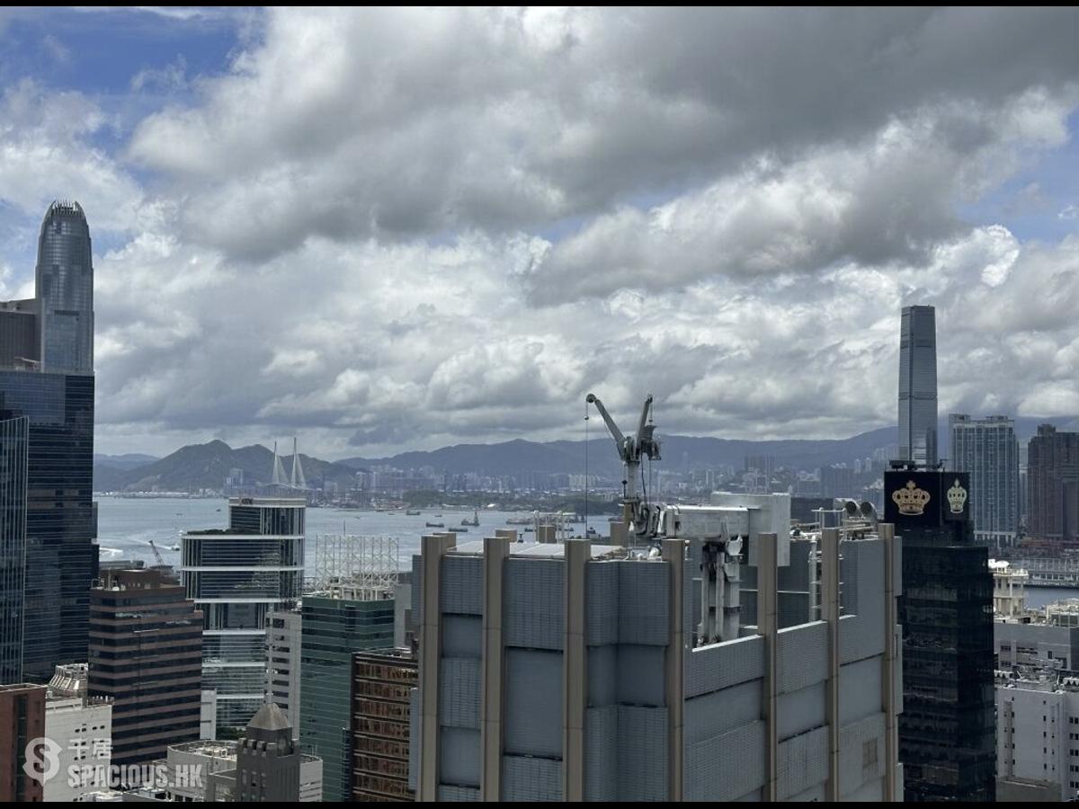 Wan Chai - The Avenue Phase 2 Block 3 01