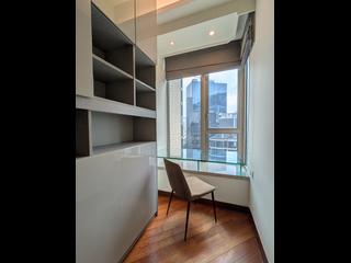 Wan Chai - The Avenue 10