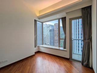 Wan Chai - The Avenue 12
