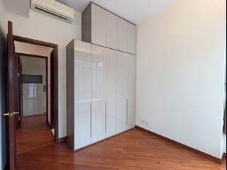 Wan Chai - The Avenue 13