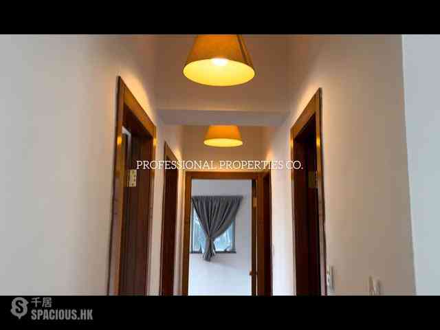 Mid Levels Central - The Rednaxela 15